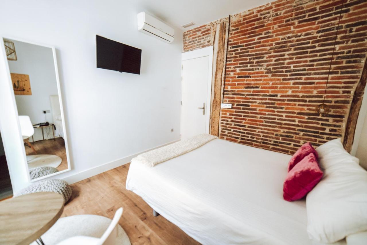 Albany Ancha Ξενοδοχείο León Εξωτερικό φωτογραφία A room at the hotel