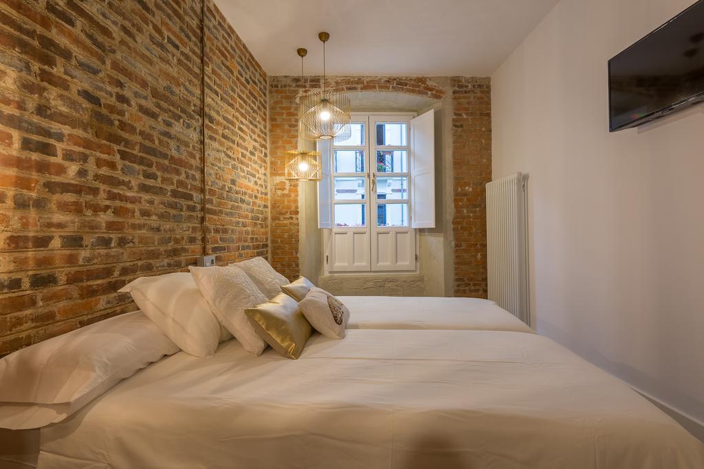 Albany Ancha Ξενοδοχείο León Εξωτερικό φωτογραφία A room at the hotel